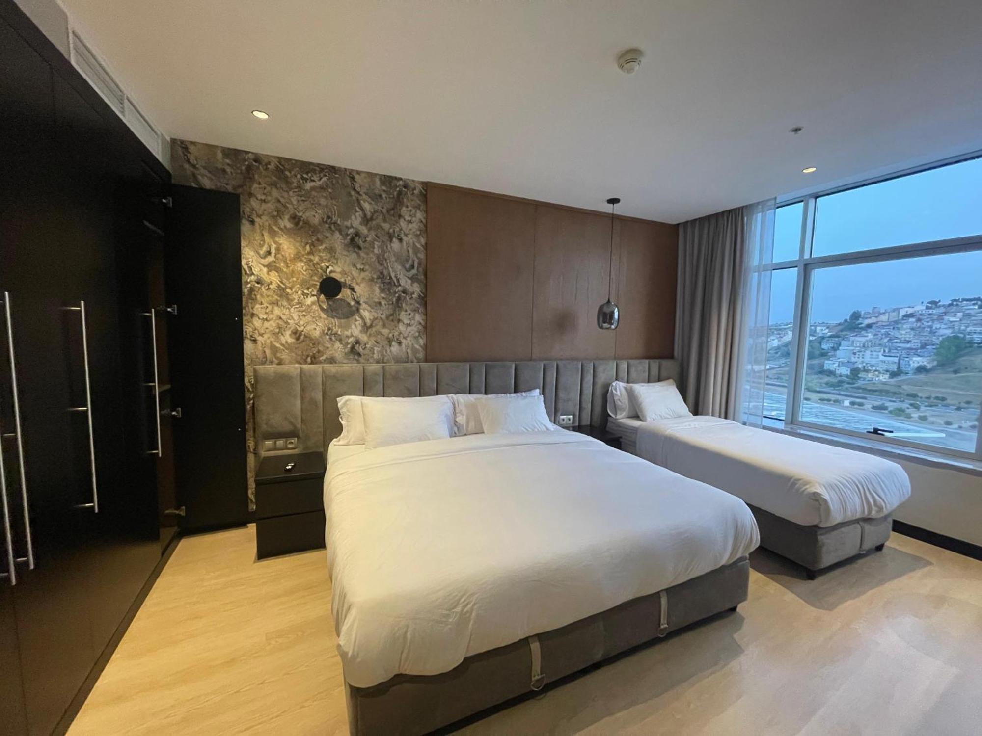 Hilton Tanger Penthouse 14 Appartement Buitenkant foto
